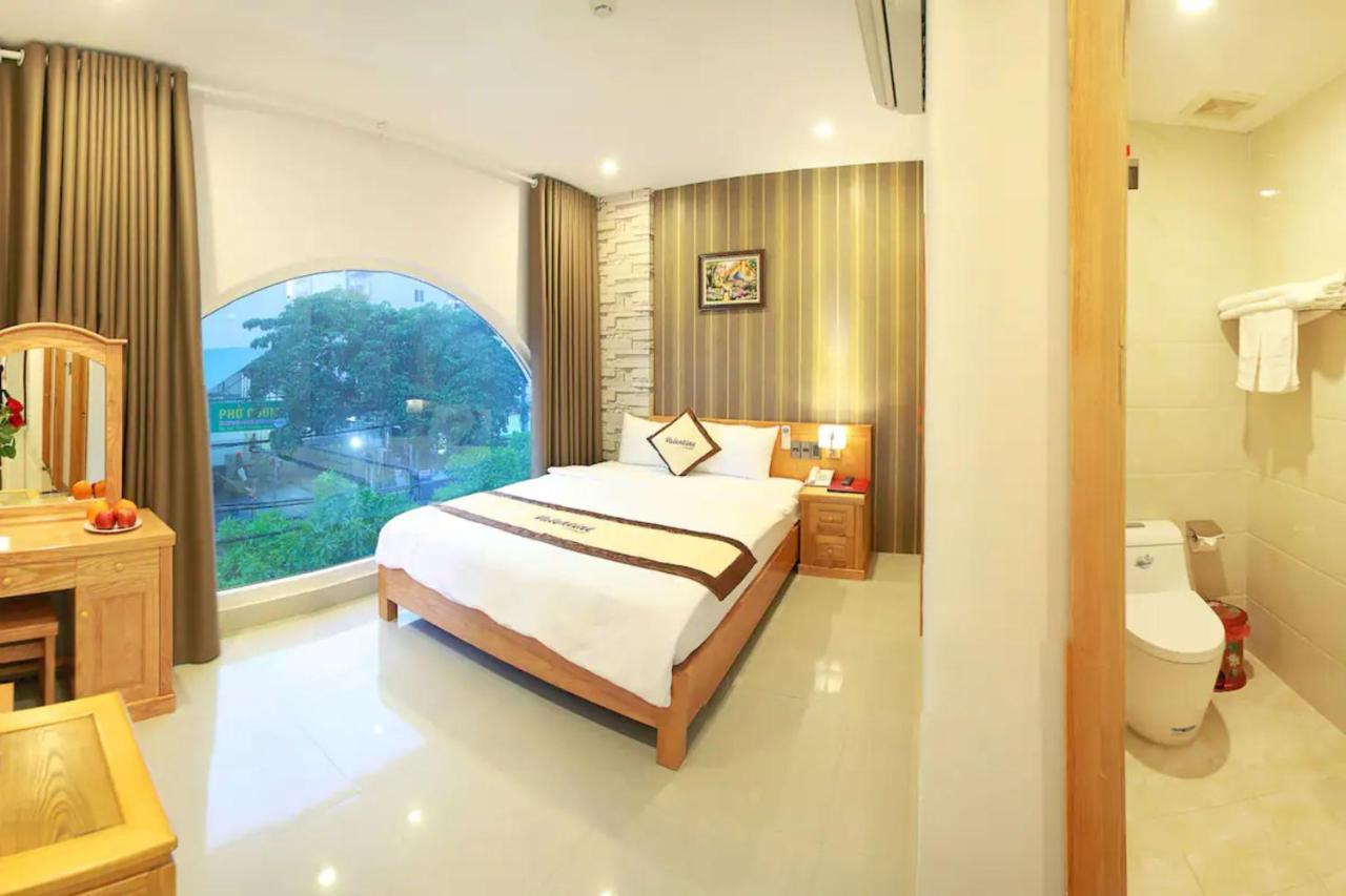 Valentine Hotel Da Nang Buitenkant foto