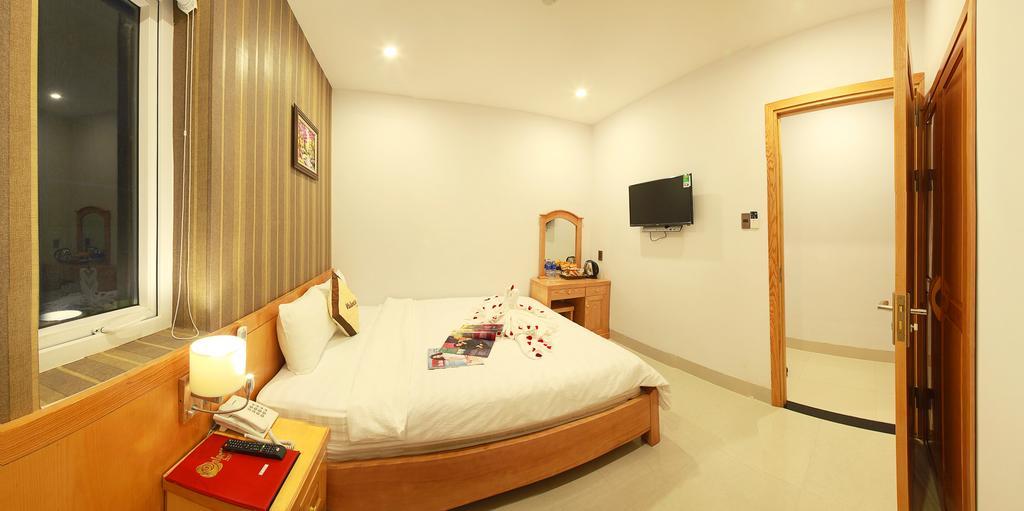 Valentine Hotel Da Nang Buitenkant foto