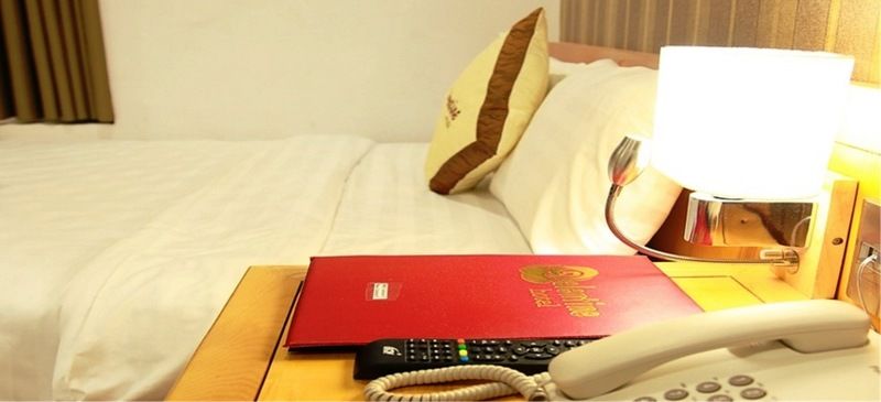 Valentine Hotel Da Nang Buitenkant foto