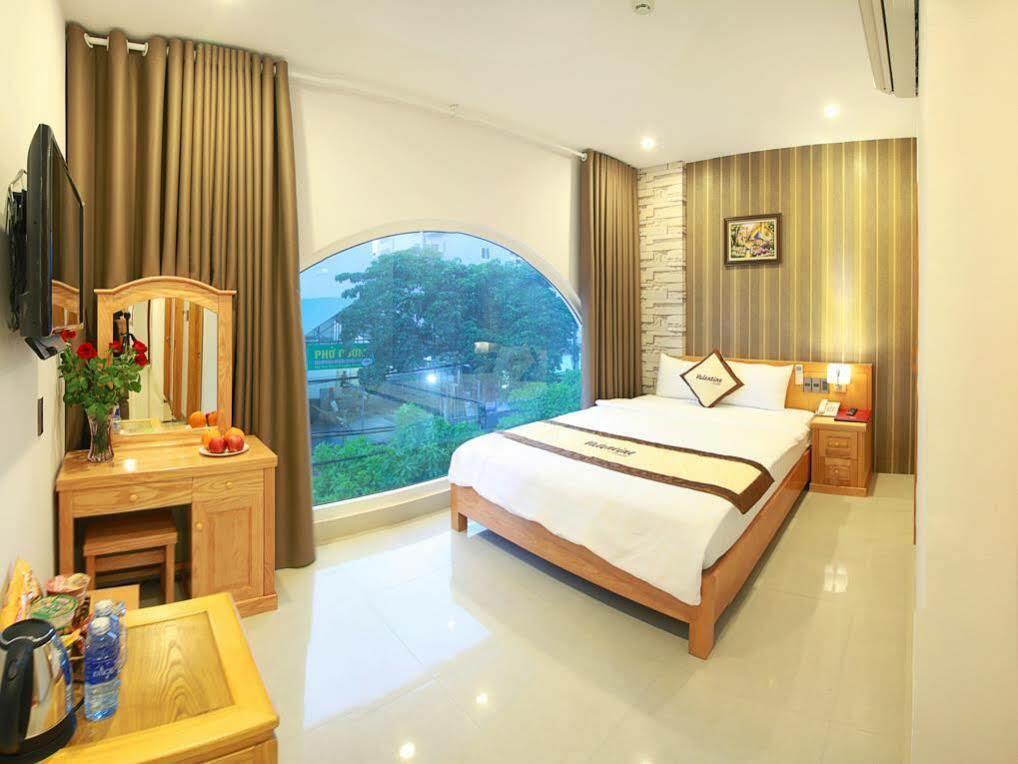 Valentine Hotel Da Nang Buitenkant foto