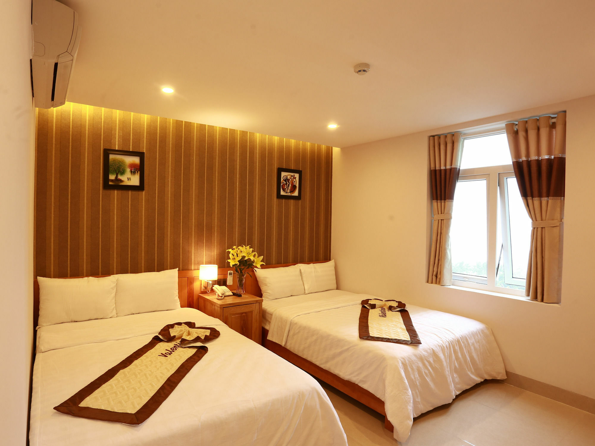 Valentine Hotel Da Nang Buitenkant foto