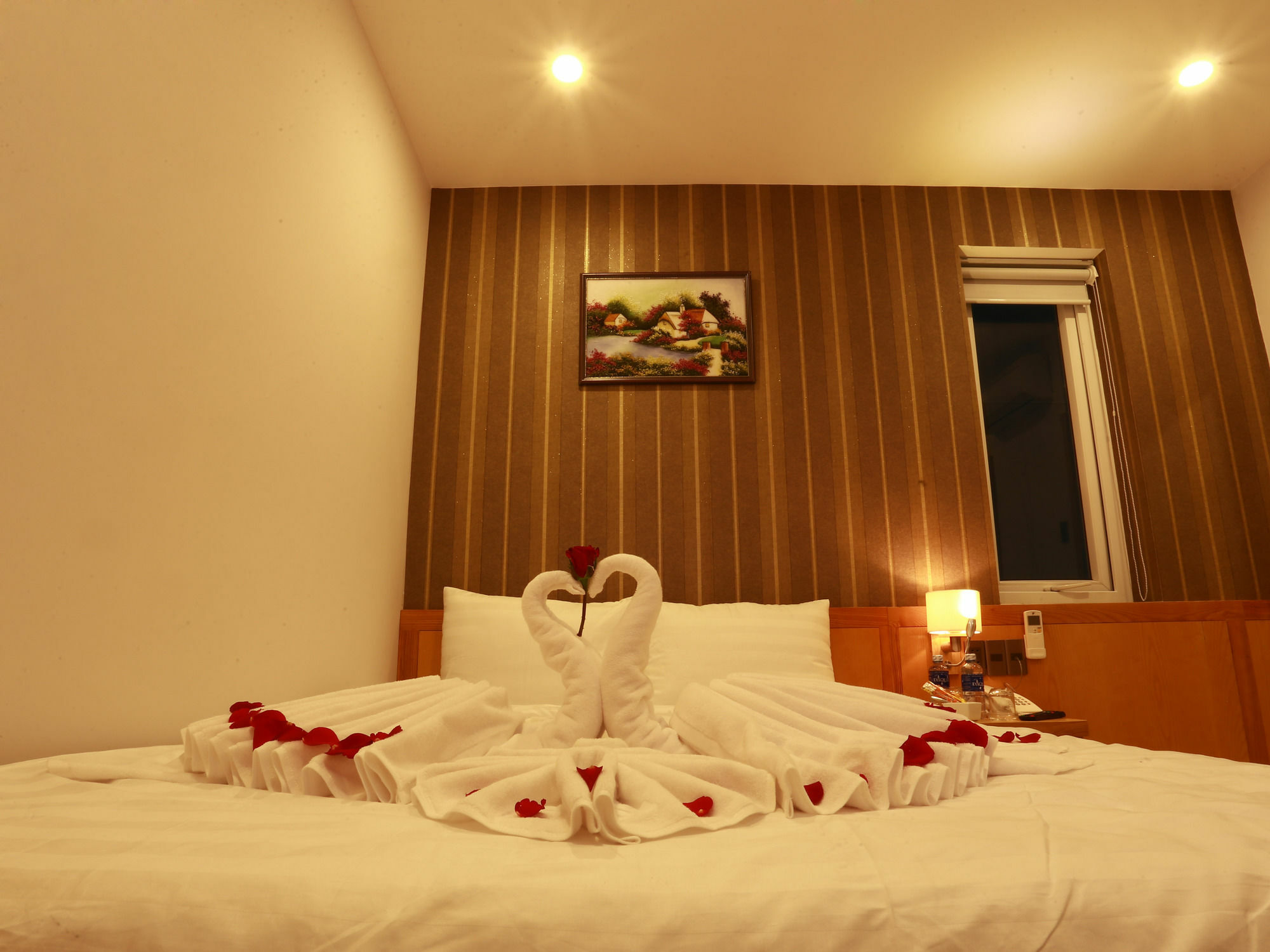 Valentine Hotel Da Nang Buitenkant foto
