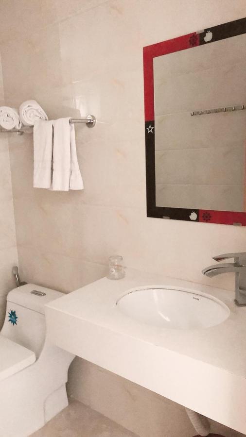 Valentine Hotel Da Nang Buitenkant foto